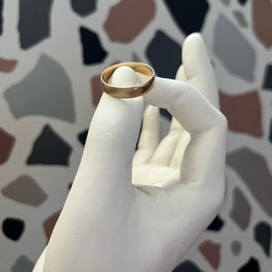 10k Yellow Gold Band
